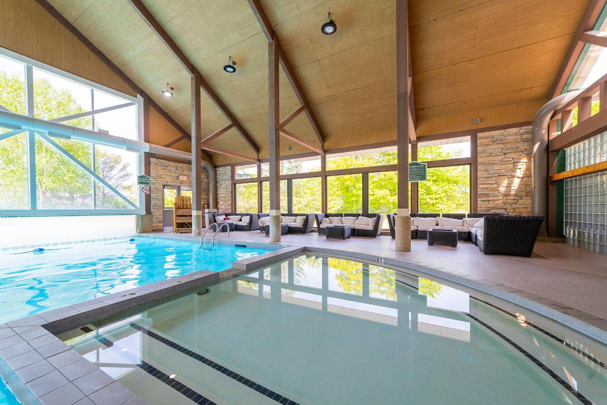 Horseshoe Valley Suites - The Maple Shanty Bay Exteriör bild