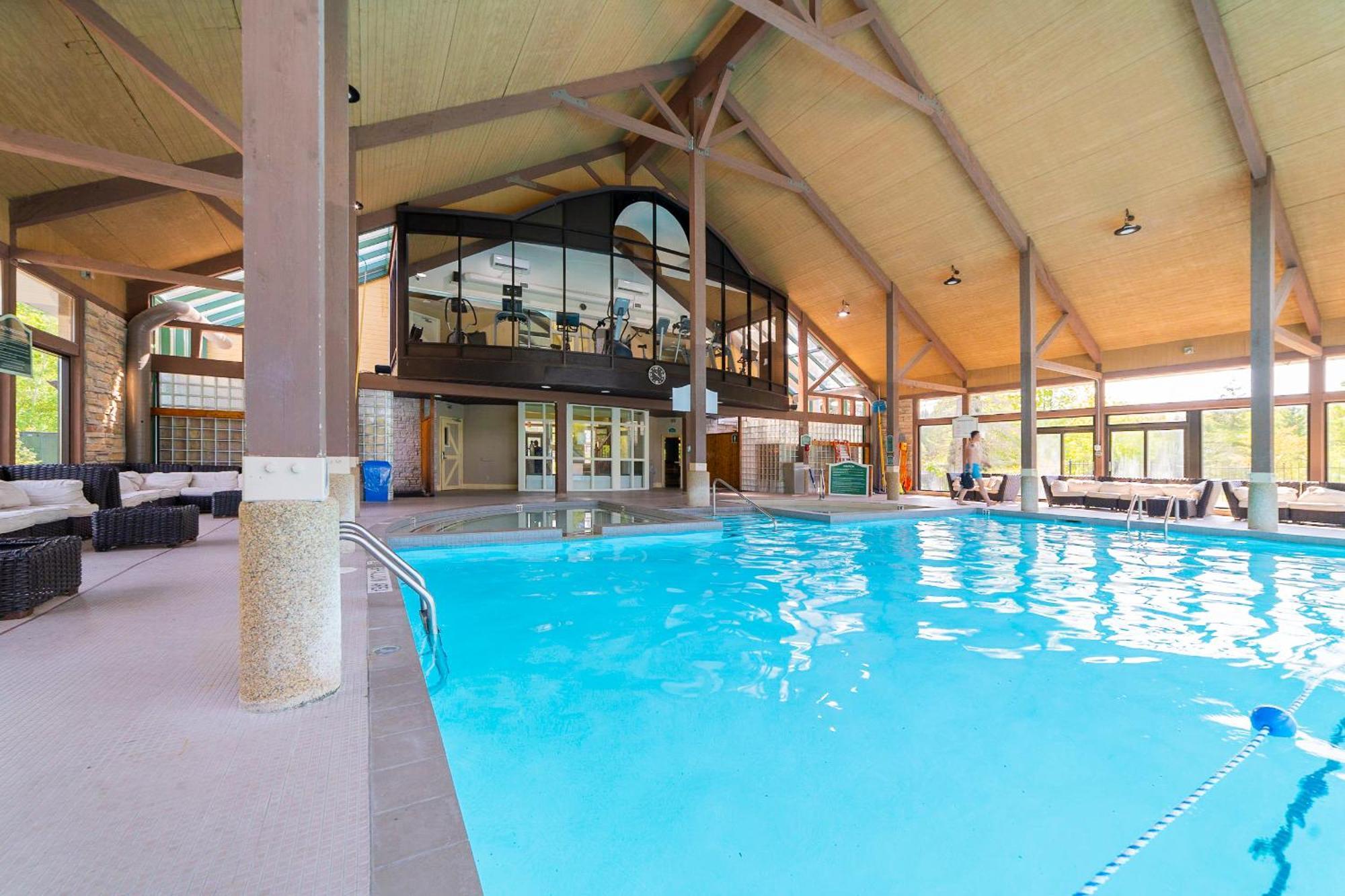 Horseshoe Valley Suites - The Maple Shanty Bay Exteriör bild