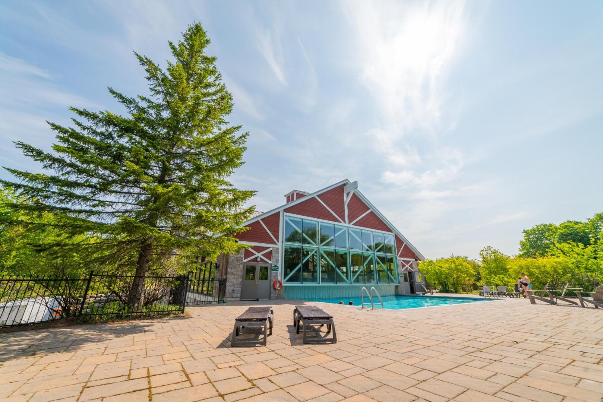 Horseshoe Valley Suites - The Maple Shanty Bay Exteriör bild